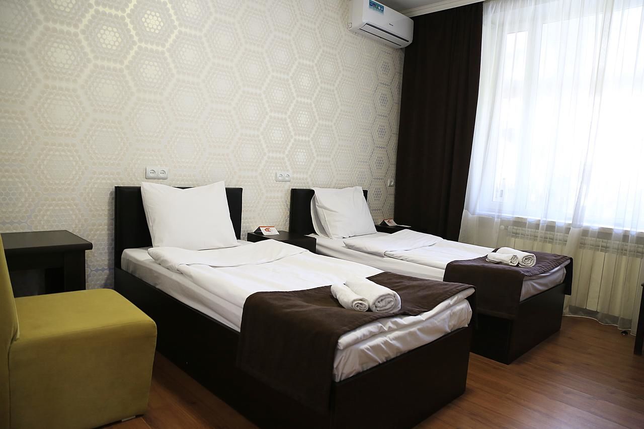 Отель Hotel Merien Ереван-18